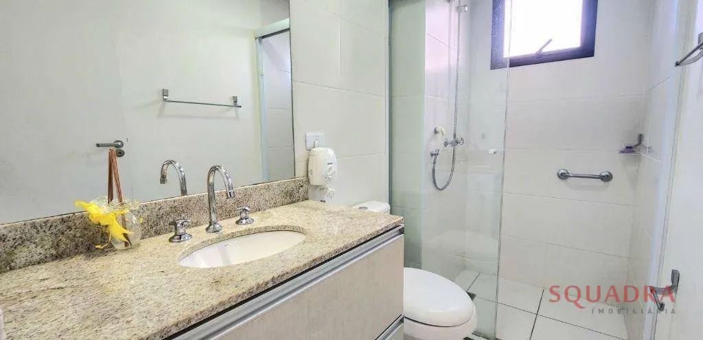 2-bedroom apartment with suite and glassed balcony — photo 21