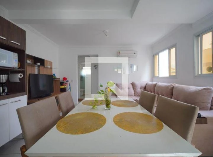 Furnished 1-bedroom apartment with an open-plan kitchen — photo 6