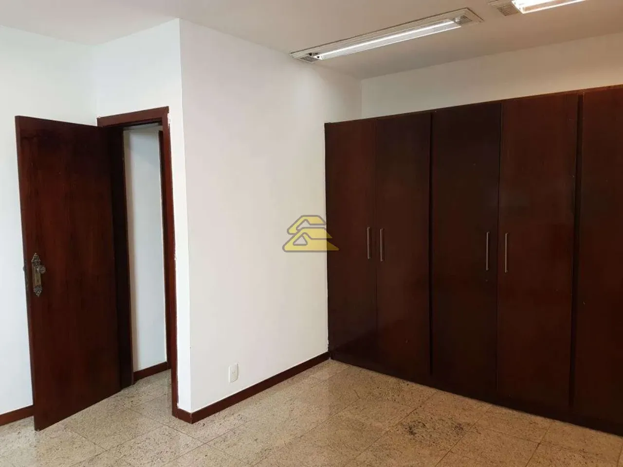 2-bedroom apartment with a suite and 3 bathrooms — photo 4