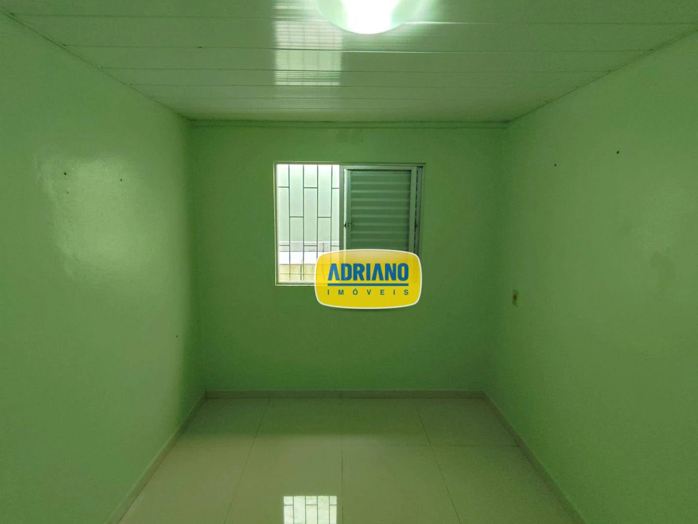 2-bedroom house with a bathtub in Florianópolis — photo 14