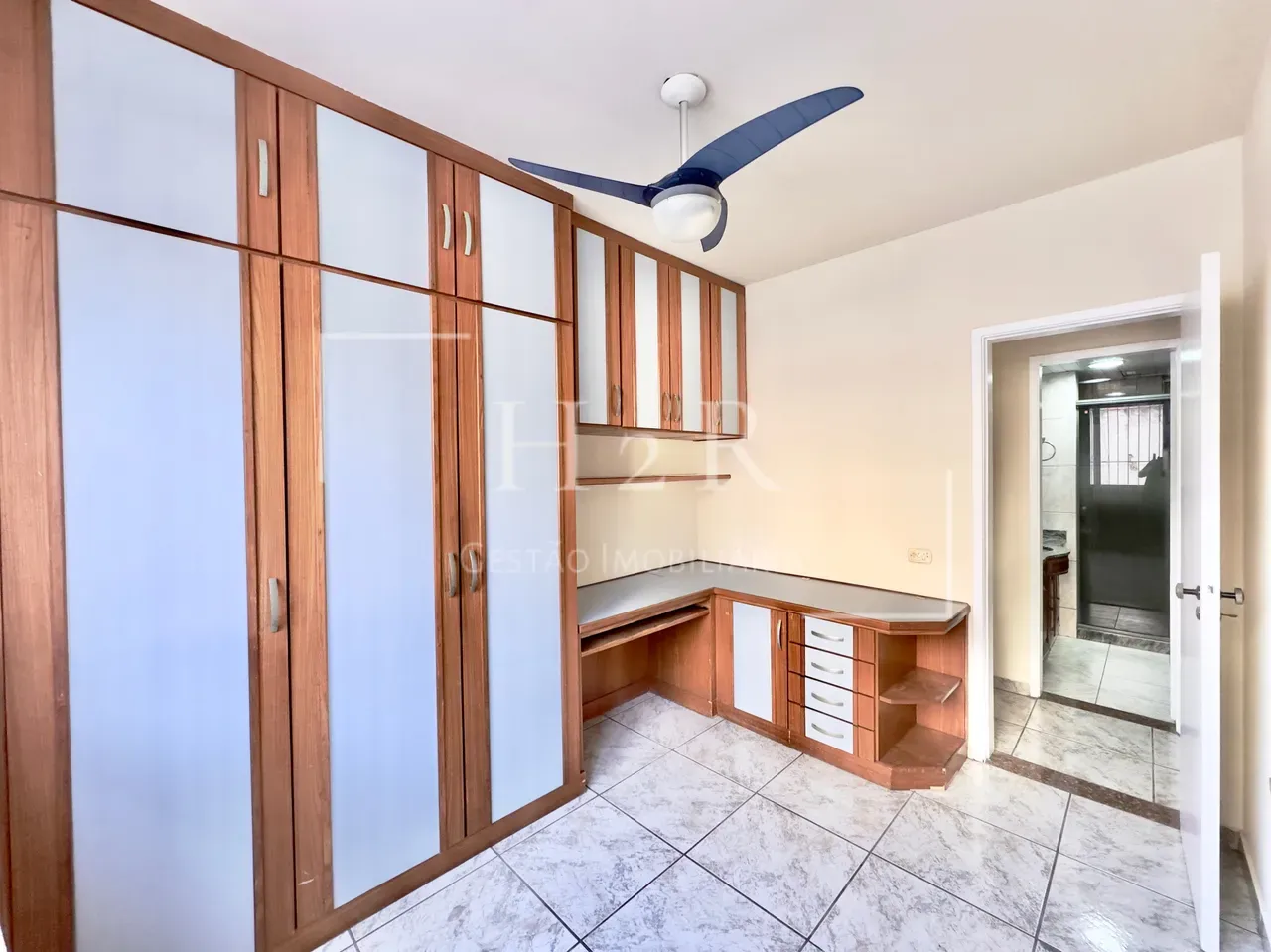 Apartment, 130 m², with a home office — photo 3