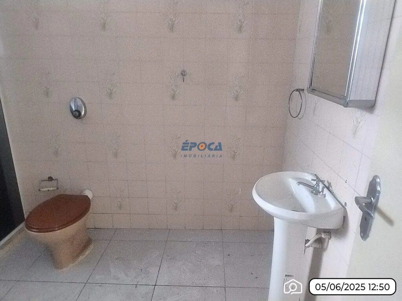Apartamento semimobiliado com 2 quartos e 1 vaga — photo 3
