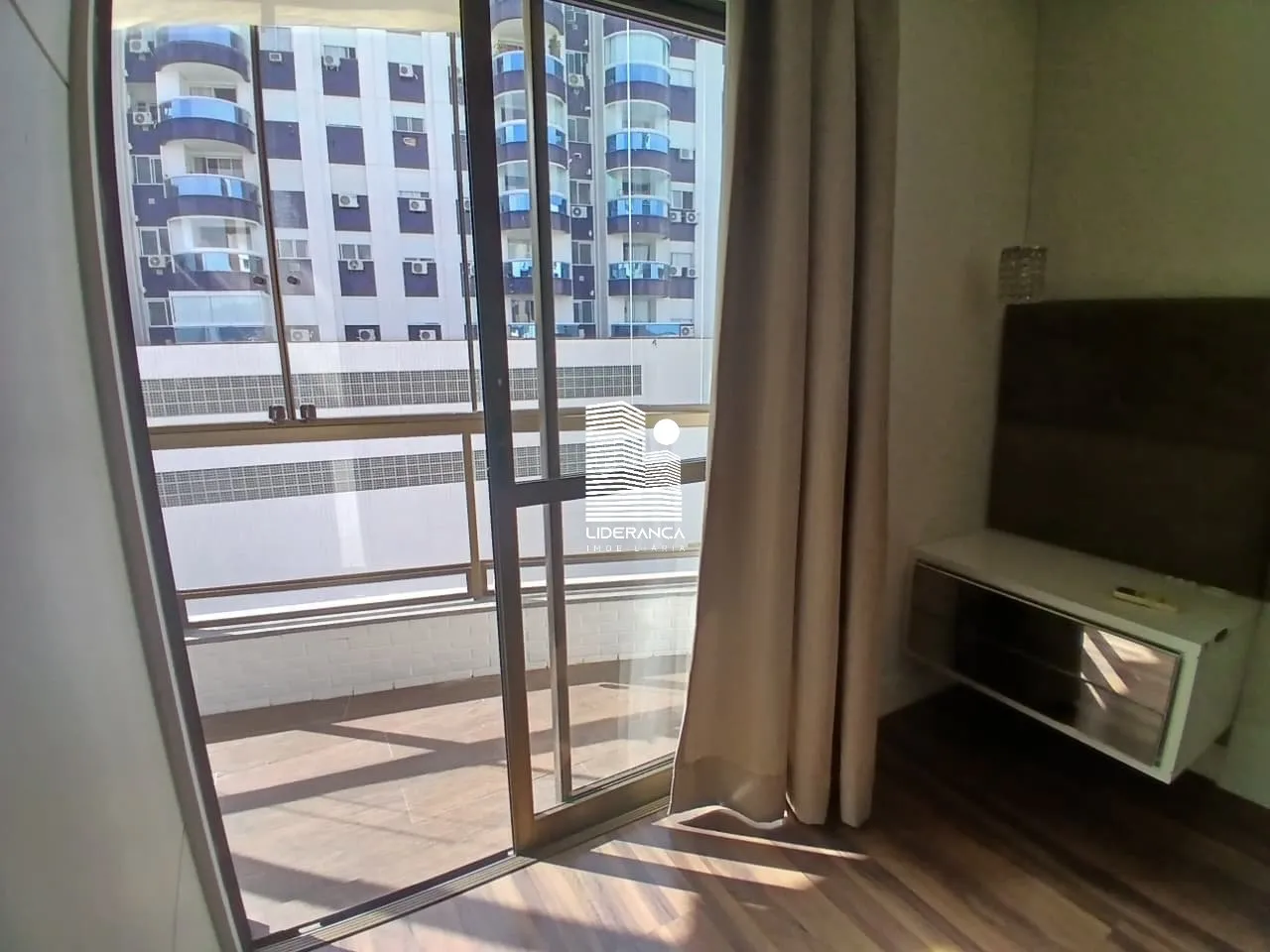 Apartamento mobiliado de 142 m² com 3 quartos e varanda — photo 17
