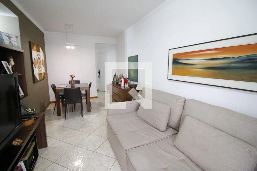 3-bedroom rental apartment with an enclosed balcony — photo 9