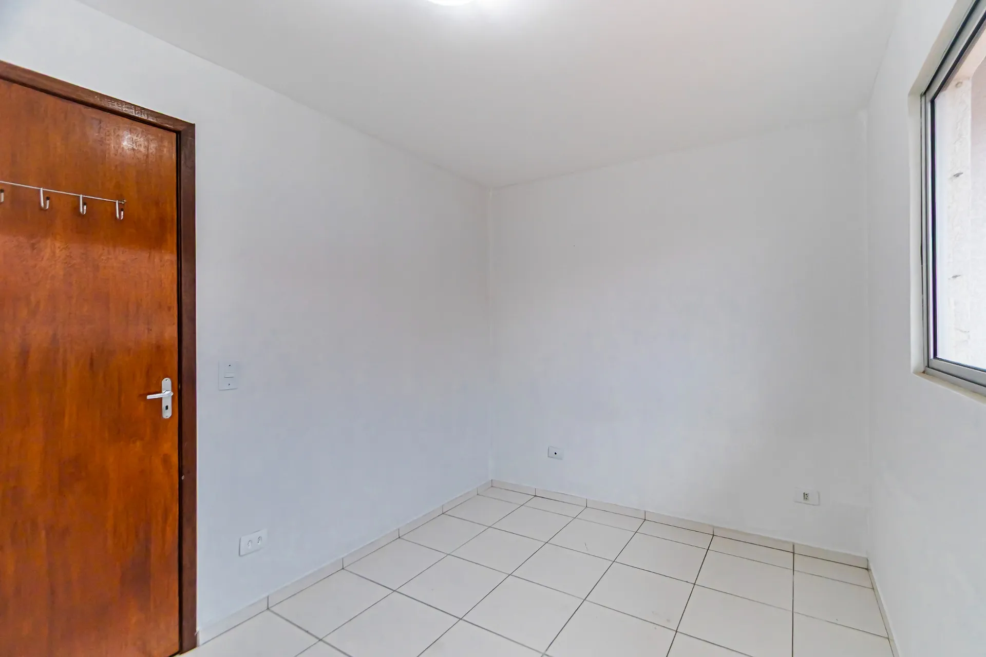 3-bedroom house with a grill on the balcony — photo 22