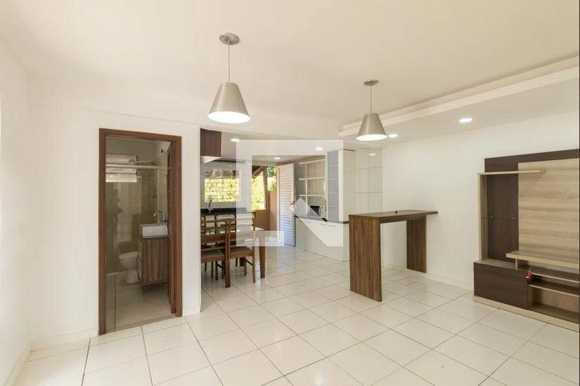 2-bedroom apartment with a washing machine in Curitiba — photo 2