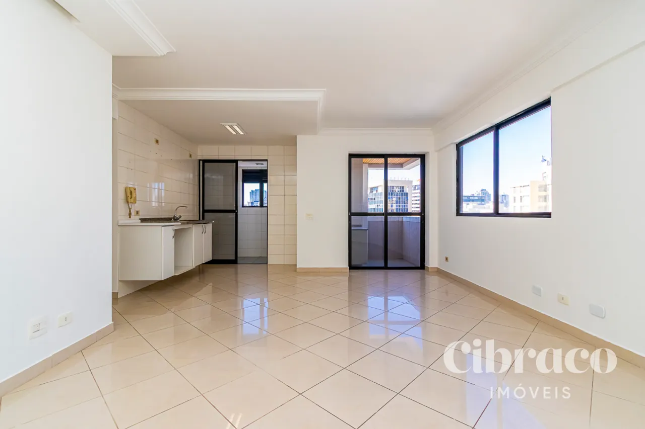 Apartamento de 1 quarto com sacada e área de serviço — photo 2