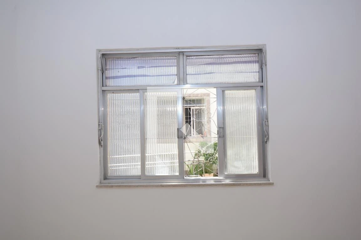 Casa sem mobília com 2 quartos, 1 banheiro e vaga — photo 8