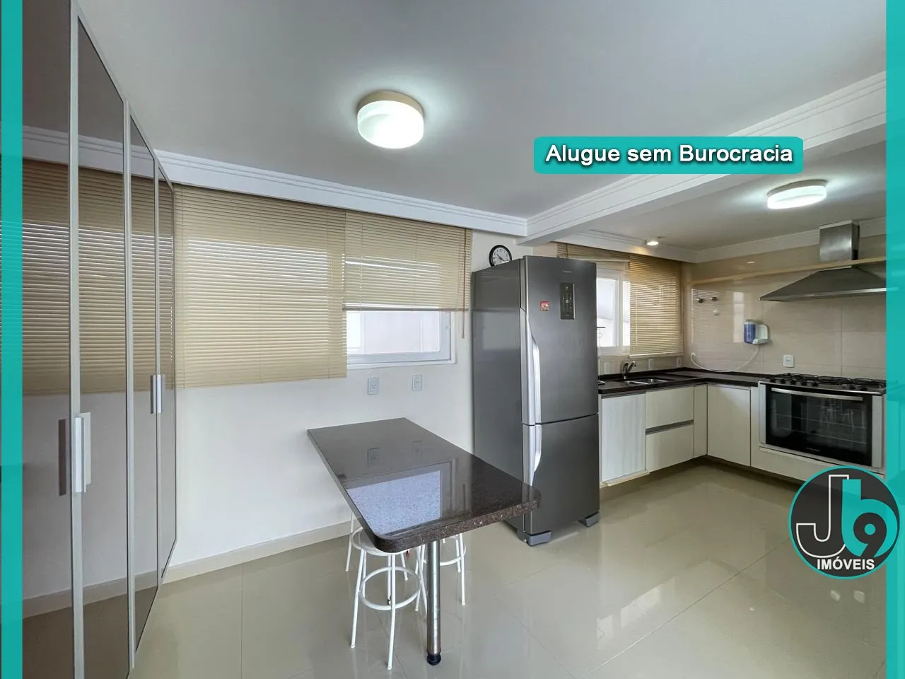 House with 4 en-suites and 431 m², plus 6 parking — photo 17