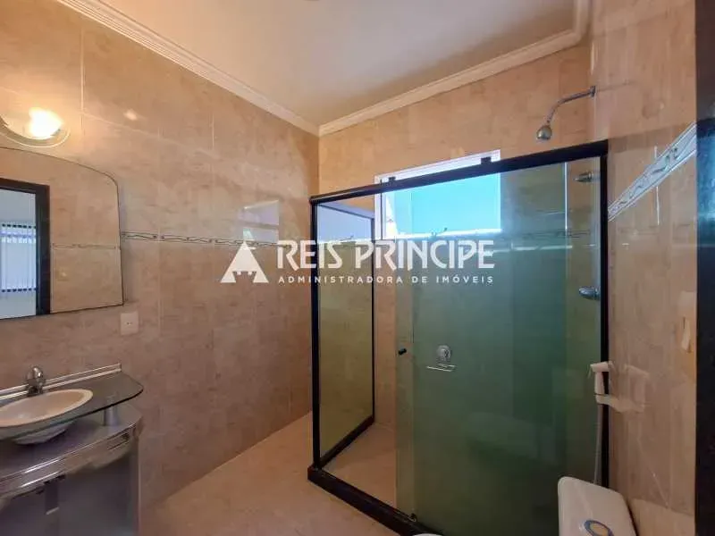 Casa com 5 quartos e 5 banheiros, 364 m² com garagem — photo 15
