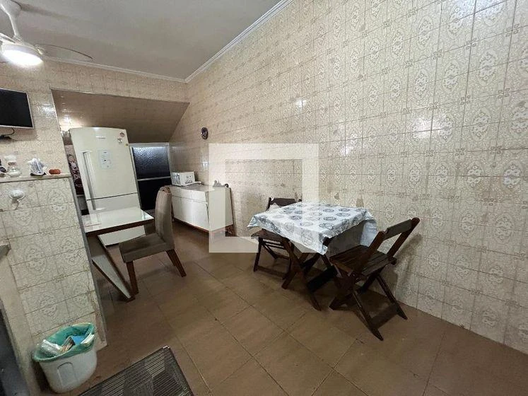 270 m² house with a glass-enclosed balcony and a dryer — photo 4