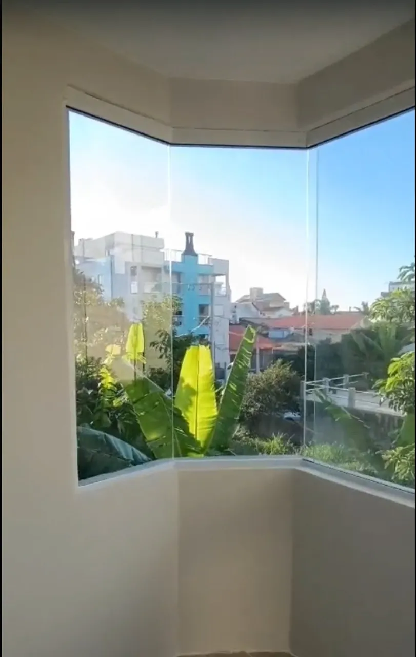 1-bedroom apartment with built-in wardrobes