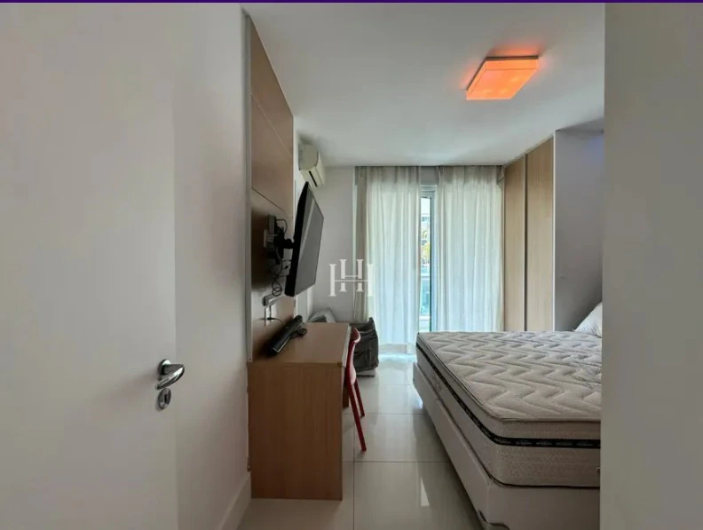 Apartamento mobiliado com 4 quartos e 291 m² — photo 13
