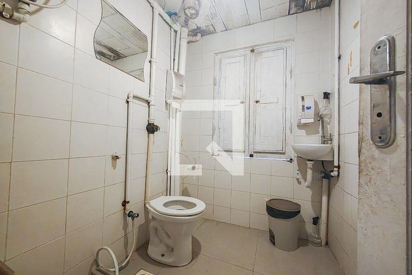 Rental house with 1 bedroom and 250 m² plus 3 bathrooms — photo 16