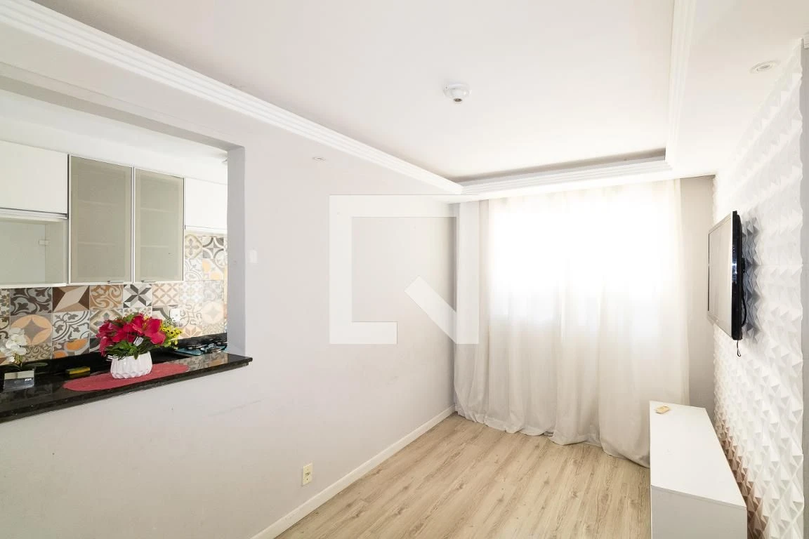 Деревянный пол или ламинат и 2 спальни: квартира 44 м² — photo 6