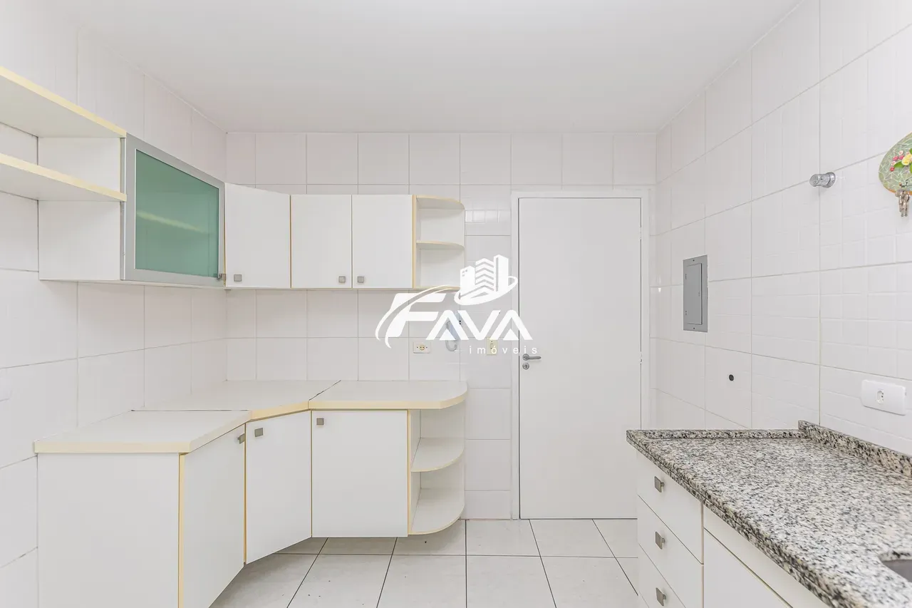3-bedroom house with a home office in Curitiba — photo 21