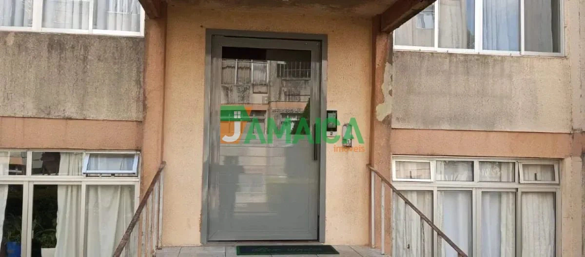 Квартира з 2 спальнями та дерев'яною підлогою або ламінатом — photo 13