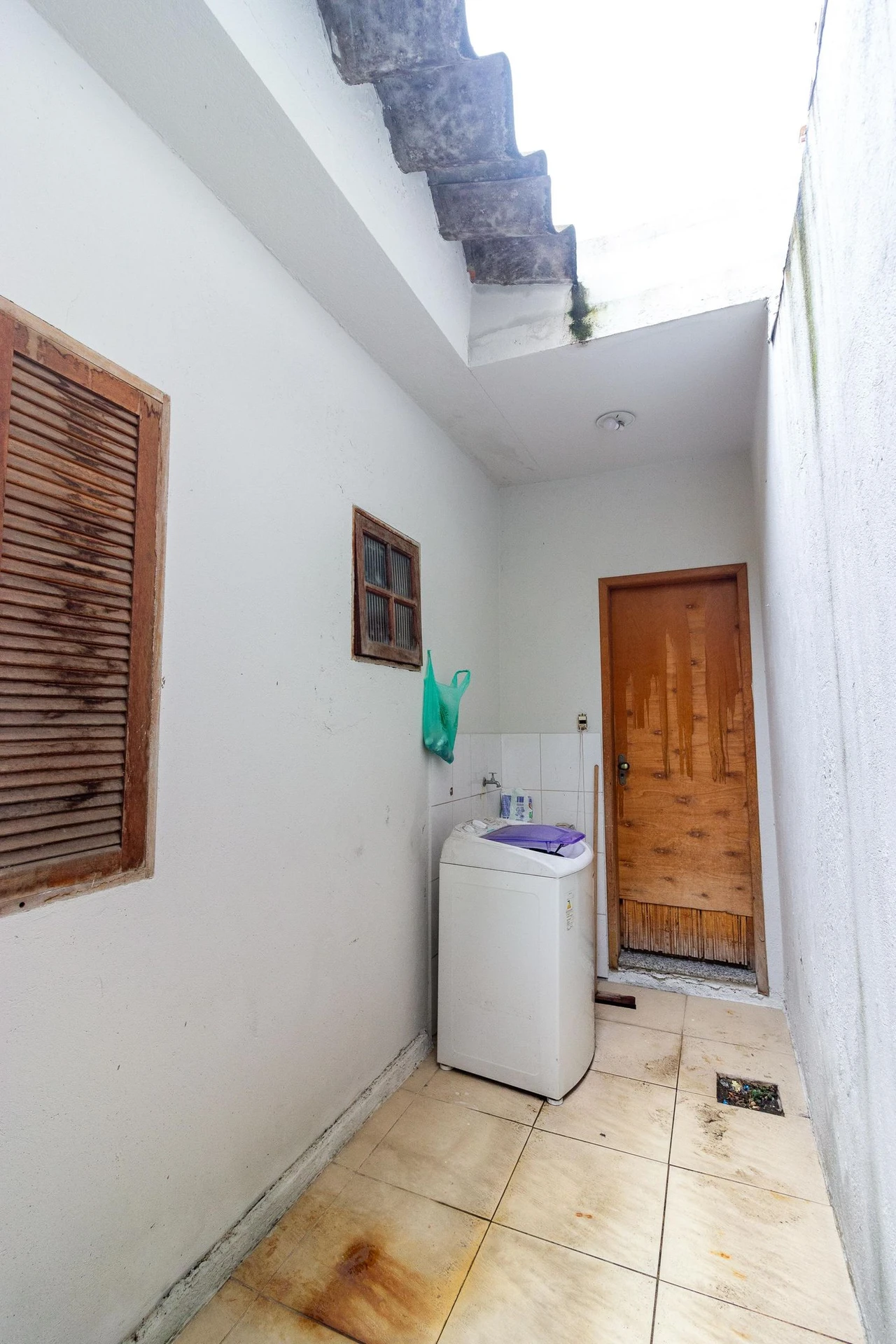 Furnished house with 2 bedrooms and 1 bathroom — photo 8