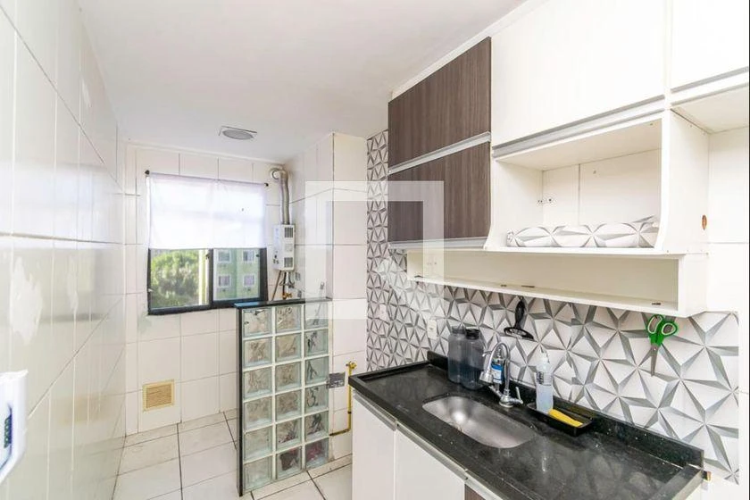 2-bedroom apartment in a building with a pool — photo 3