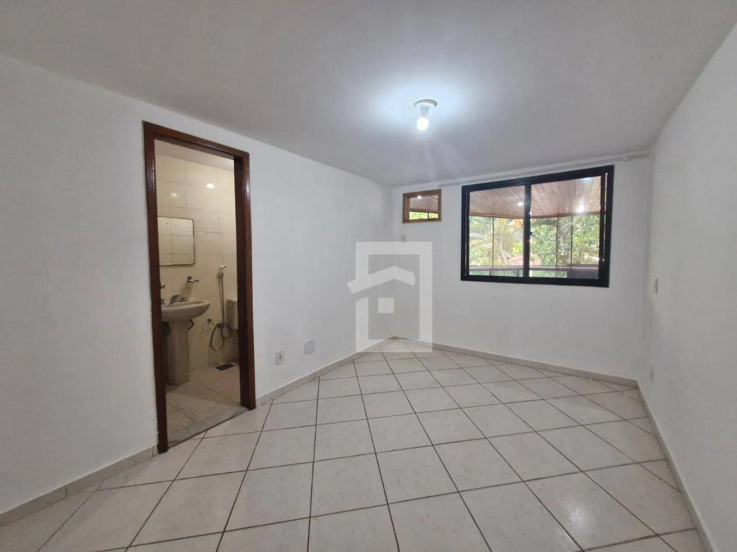 Apartamento com 2 quartos e 2 banheiros — photo 10
