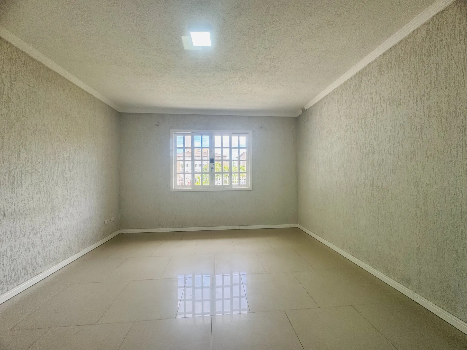 2-bedroom, 80 m² house in Curitiba — photo 19