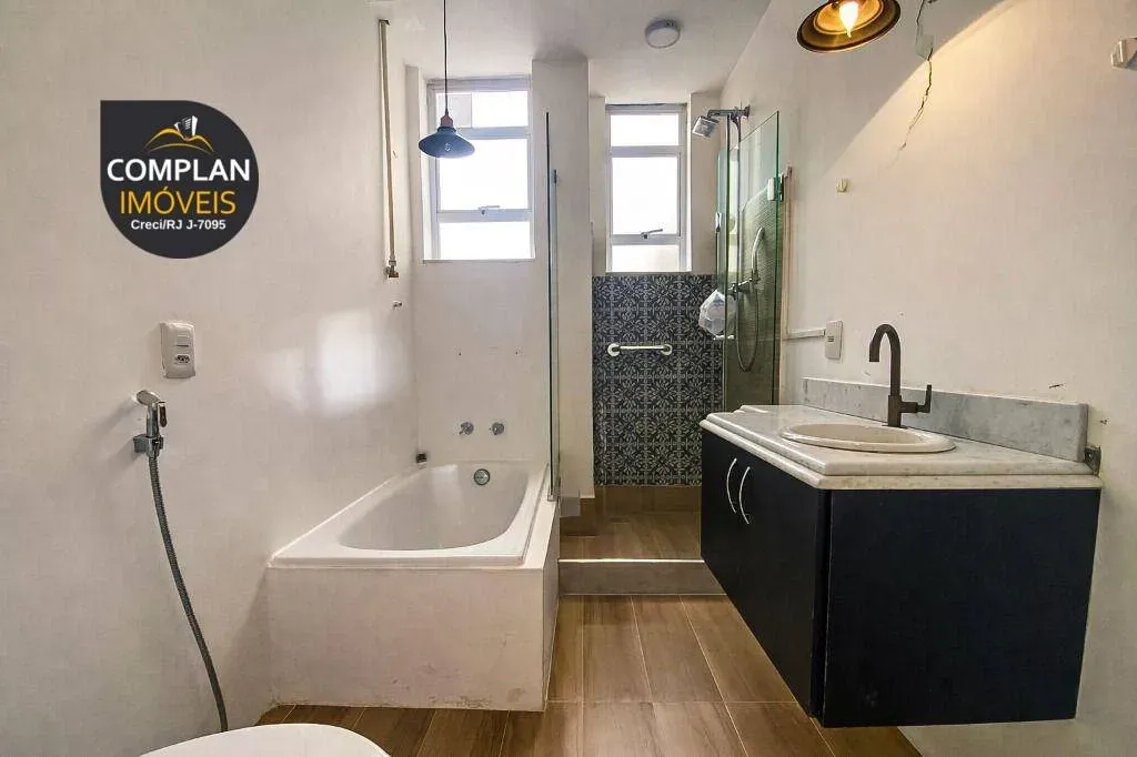 Apartamento com 3 quartos e armários embutidos — photo 18