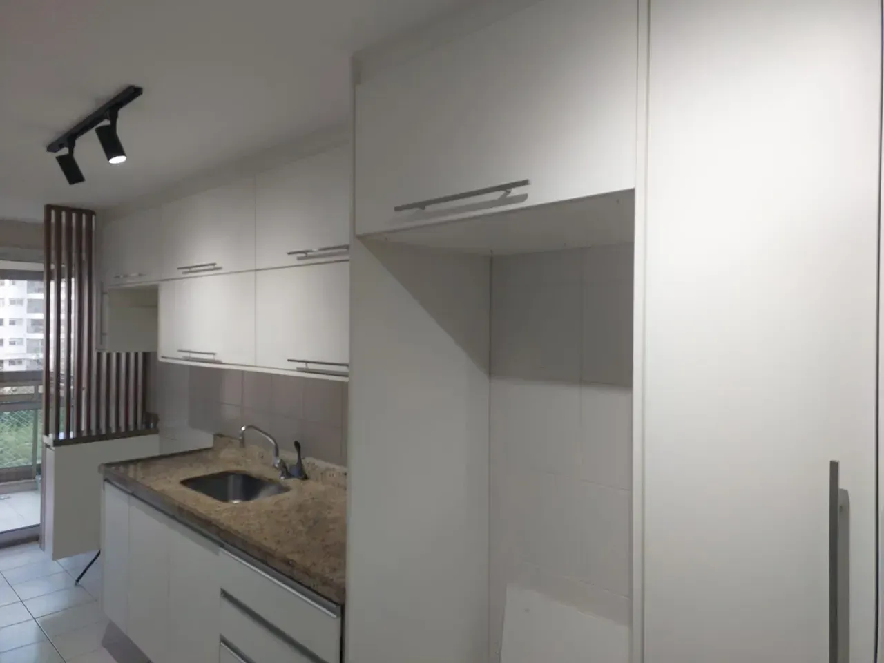 4-bedroom apartment 150 m² with enclosed balcony — photo 17