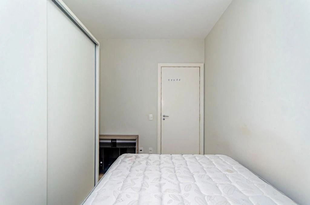 3-bedroom apartment with a washing machine in Curitiba — photo 10