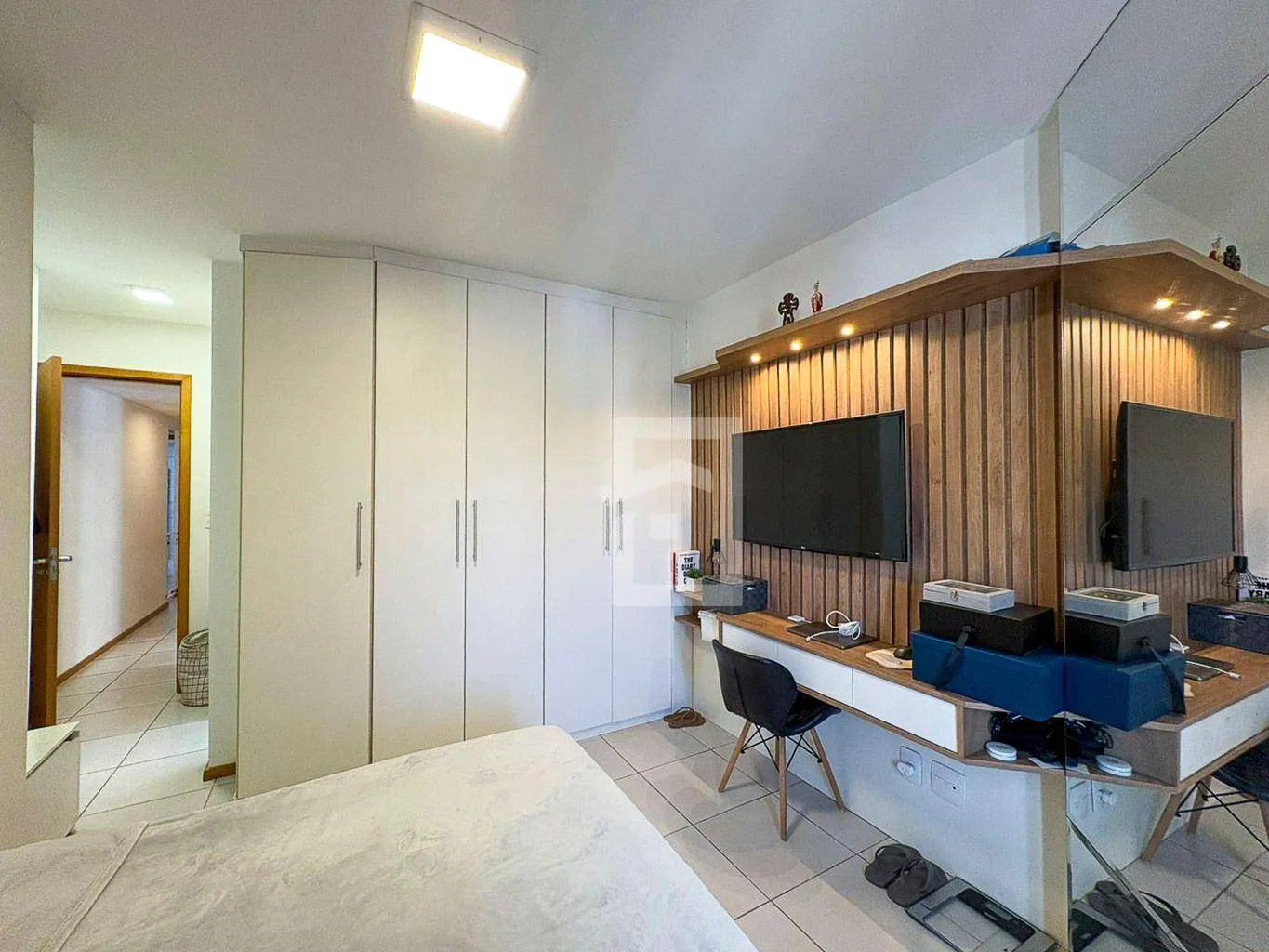 Apartment on the 3rd floor with a home office — photo 25