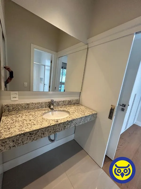 3-bedroom apartment with a water view — photo 12