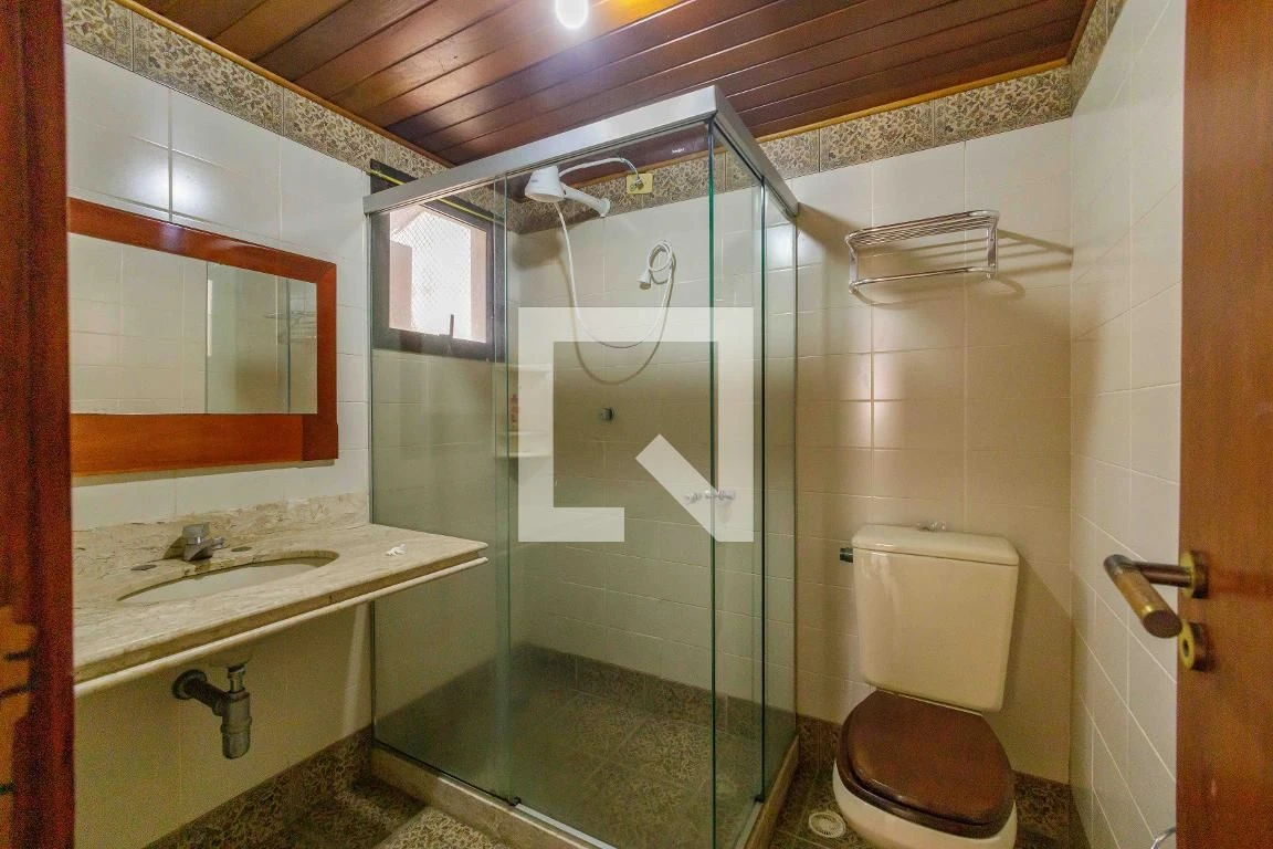 Ванна та 4 спальні: квартира 360 м² — photo 31