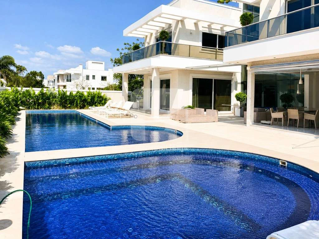 Casa com 9 suítes e jardim privativo com churrasqueira — photo 3