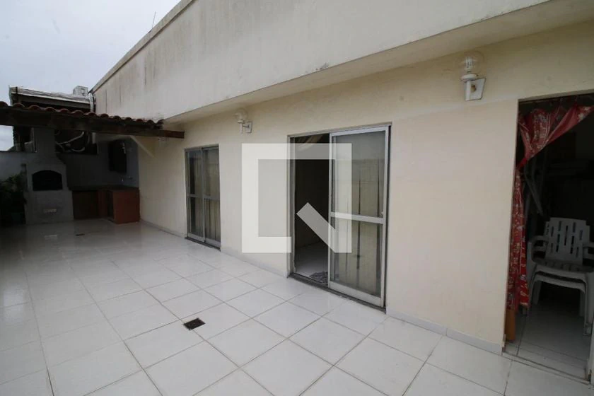 Деревянный пол или ламинат и 3 спальни: квартира 128 м² — photo 30