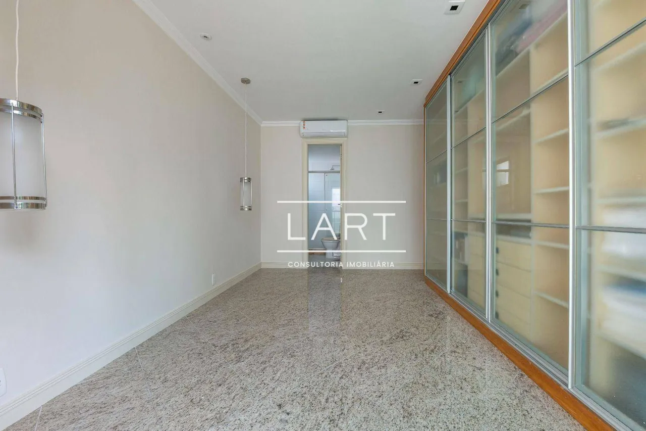 Apartamento com 3 quartos e armários embutidos — photo 7