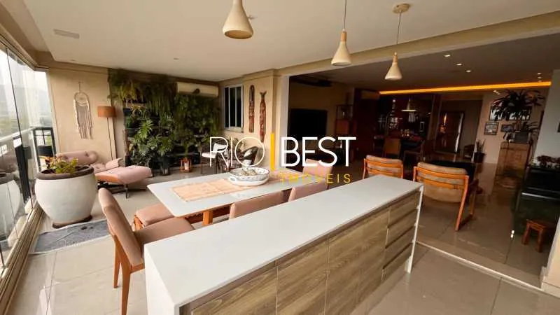 Furnished 4-bedroom apartment with open-plan gas kitchen — photo 9