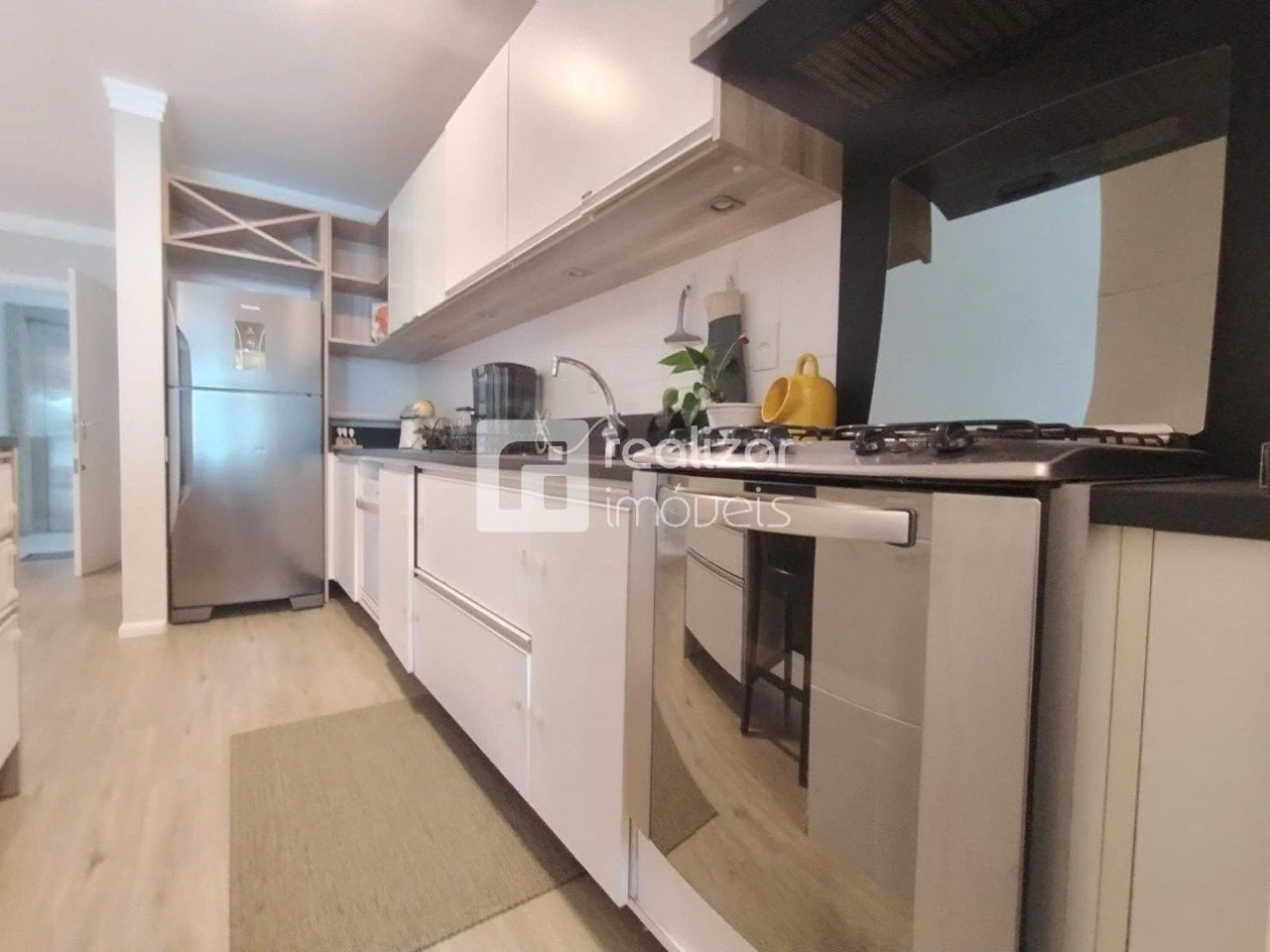 3-bedroom apartment with balcony and private barbecue — photo 16