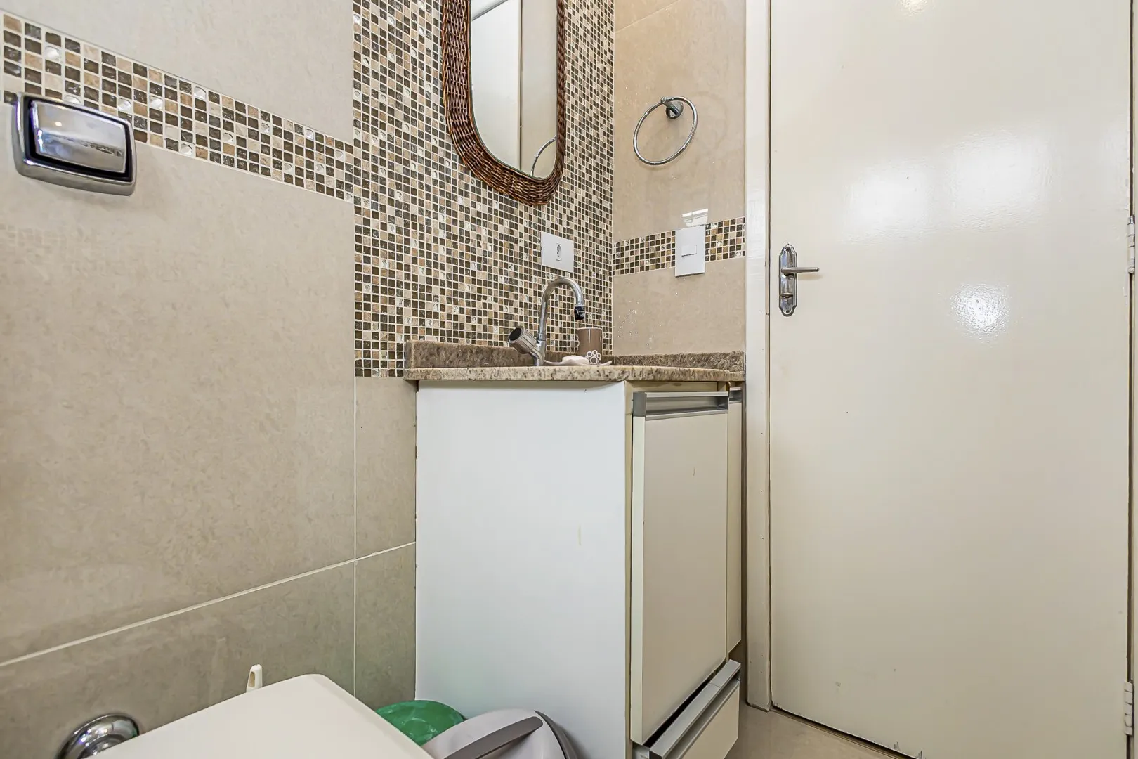 Furnished apartment, 53 m², with a home office — photo 23