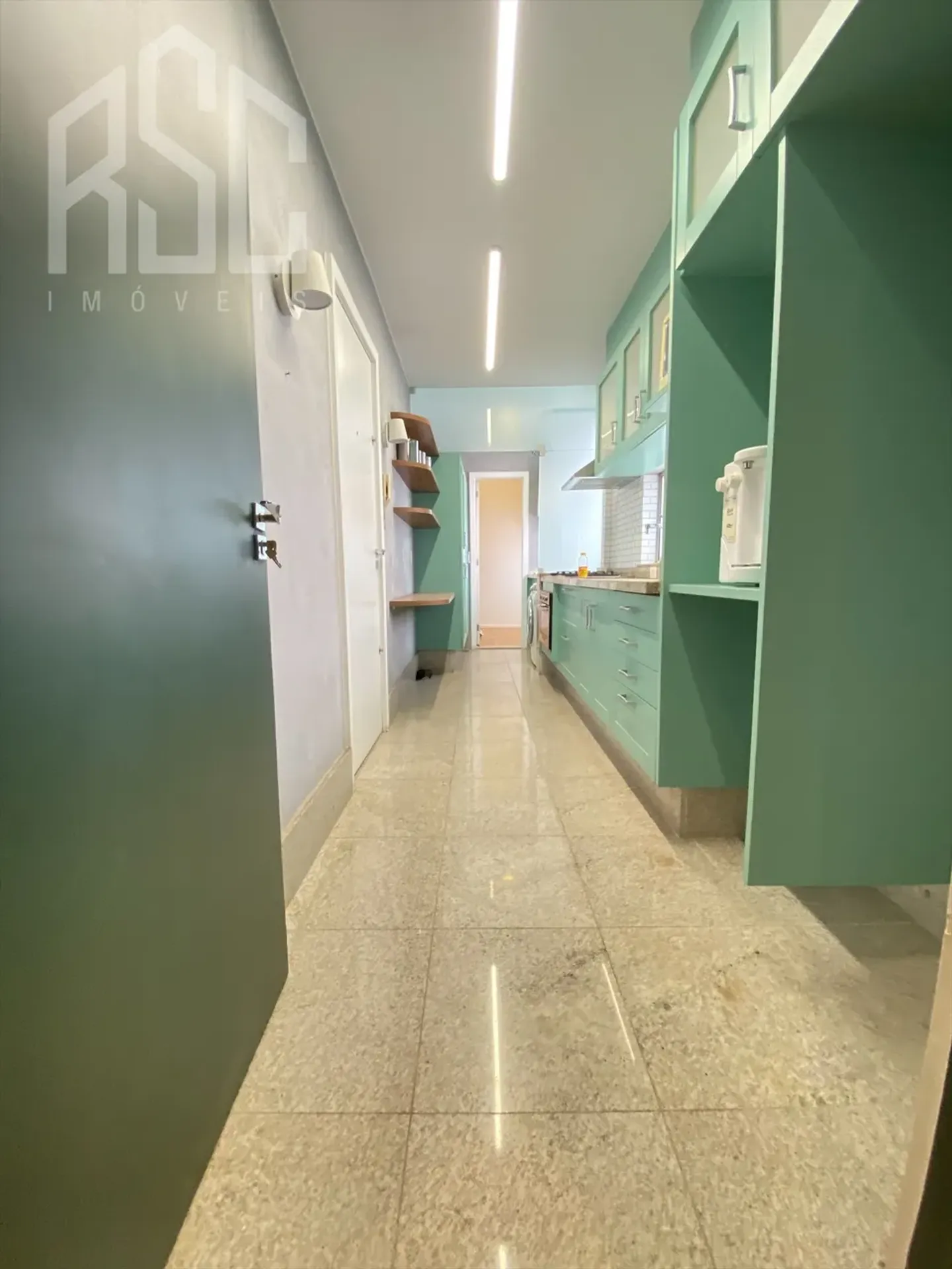 145 m² duplex penthouse with 2 bedrooms and 3 baths — photo 31