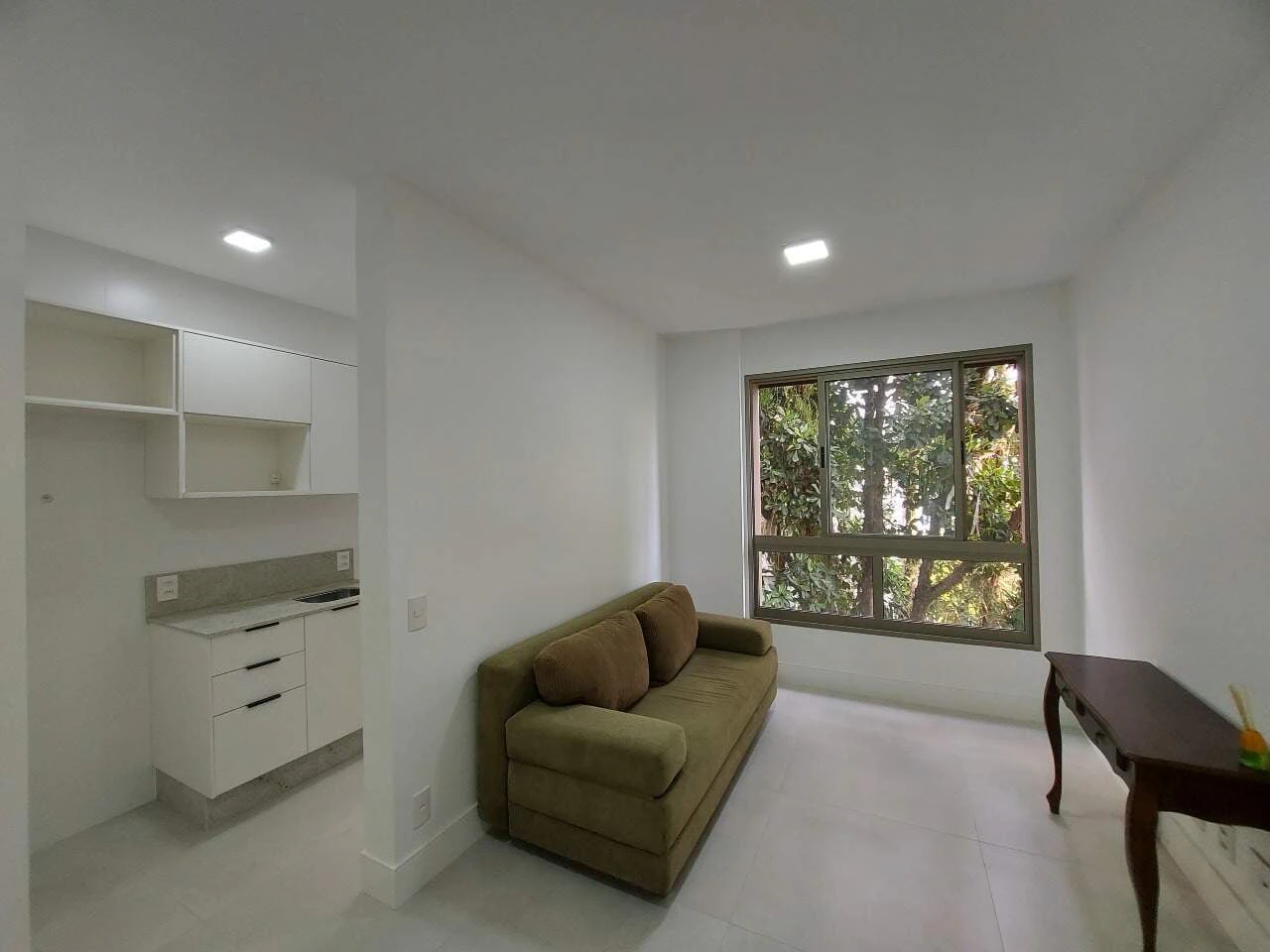 Floor-to-ceiling windows in a 2-bedroom apartment, 64 m² — photo 20