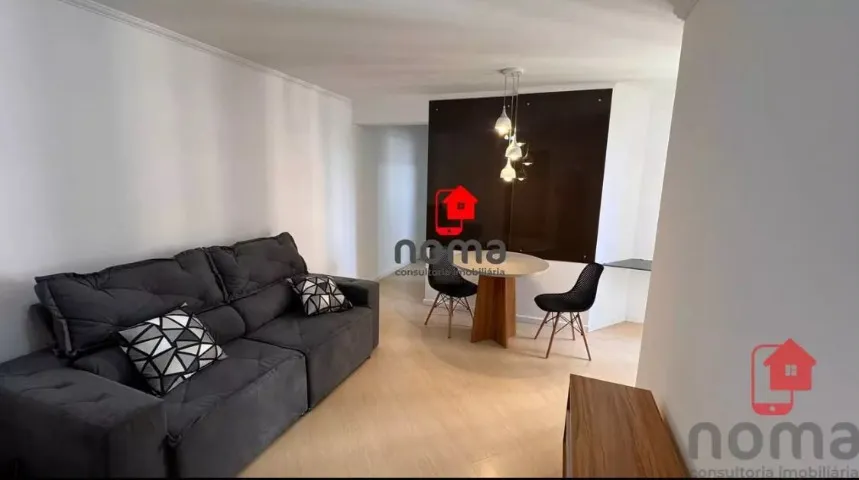 One-bedroom apartment with wood or laminate floors — photo 9