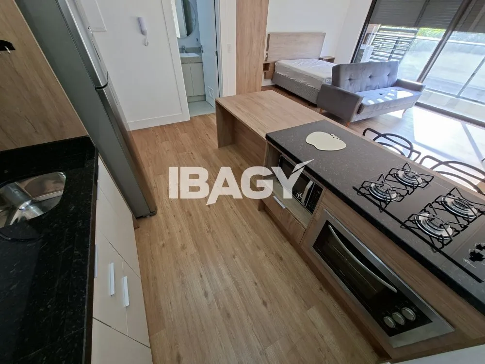 Меблированное студио с 1 спальней и застеклённым балконом — photo 5