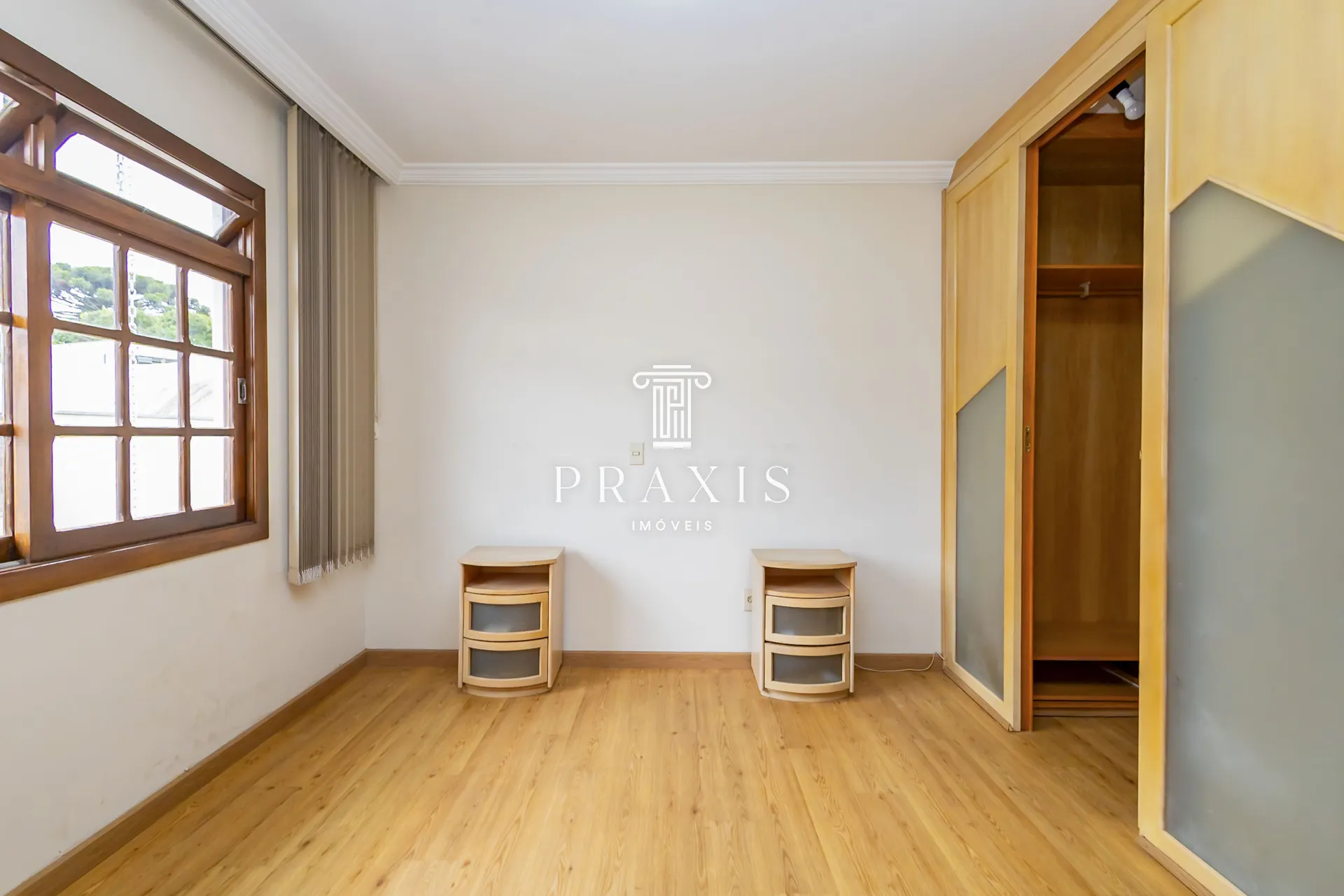 207 m² house with 5 bedrooms, 2 suites and 2 parking — photo 32