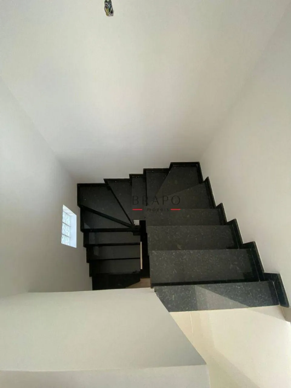 Sobrado com 3 dormitórios e churrasqueira privativa — photo 6