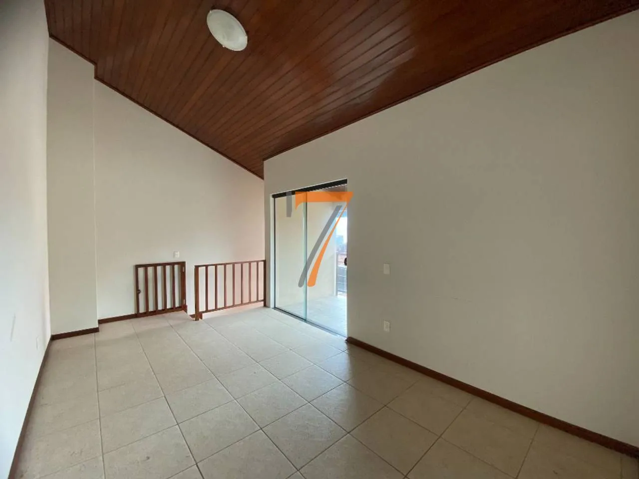 3-bedroom house with a water view in Florianópolis — photo 20