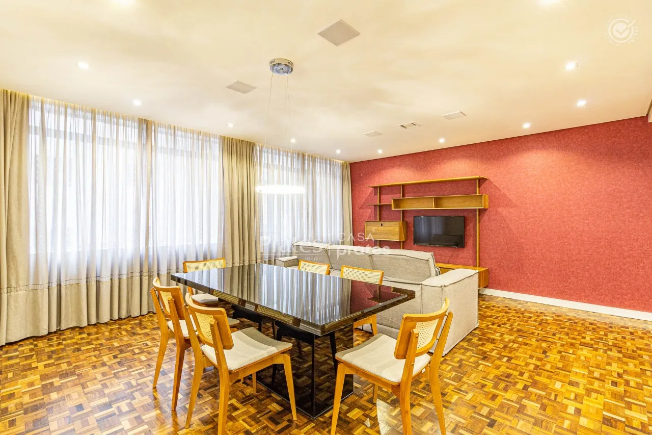 Apartamento com 3 quartos, 137 m² e painel de TV — photo 2