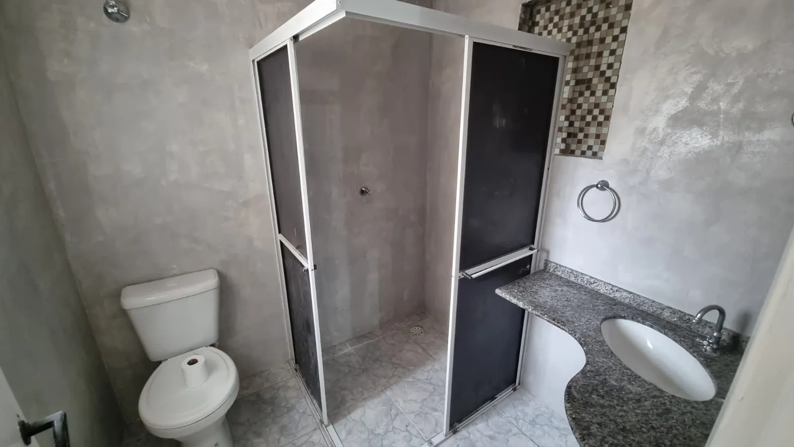 Casa de 4 dormitorios, 2 con baño propio, 220 m², Curitiba — photo 22