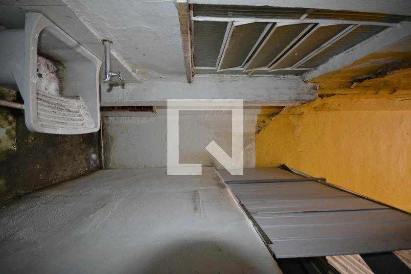 Apartamento de 2 quartos com 55 m² e área de lavanderia — photo 32