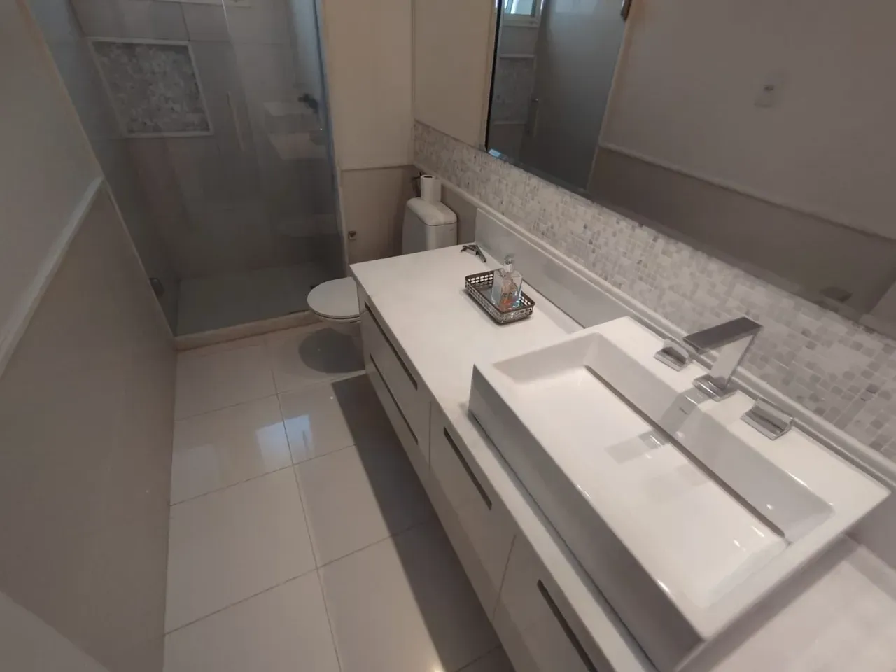 Apartamento sem mobília com 4 quartos e 5 banheiros — photo 31