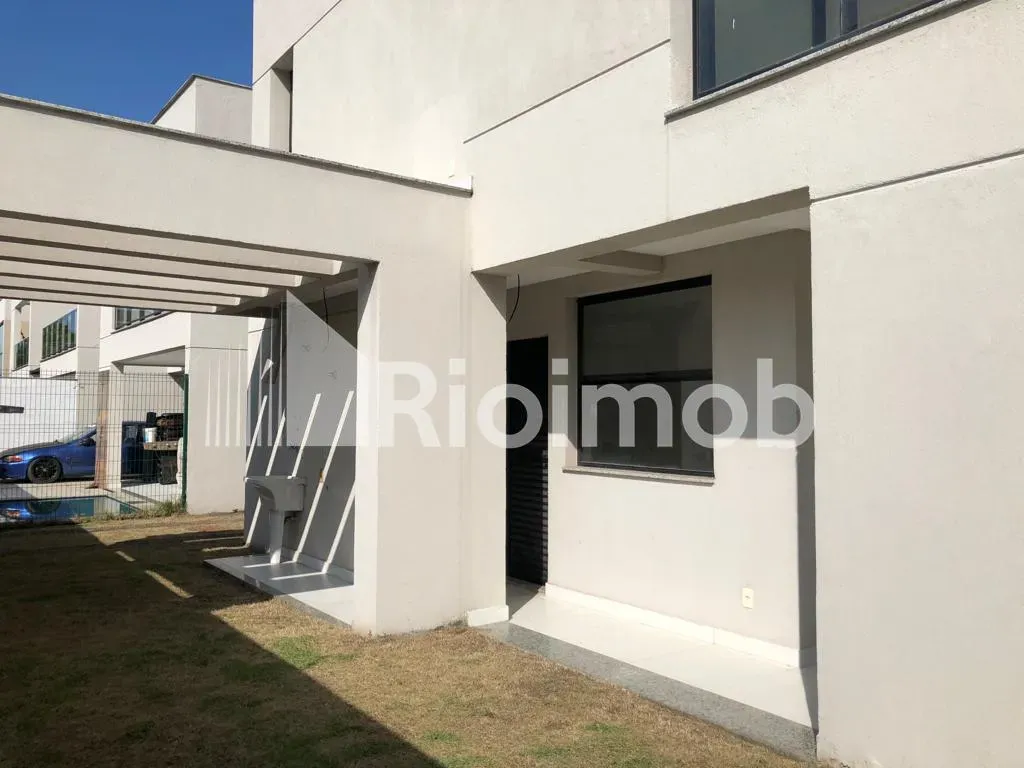Duplex house with 3 suites and 5 bathrooms, 366 m² — photo 18
