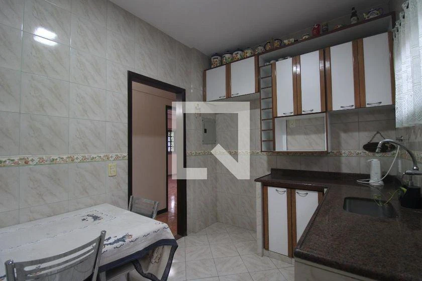House, 370 m², with a grill on the balcony — photo 6